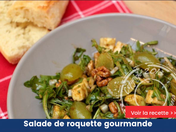 Salade de roquette à l’avocat au cantal au raisin et aux noix